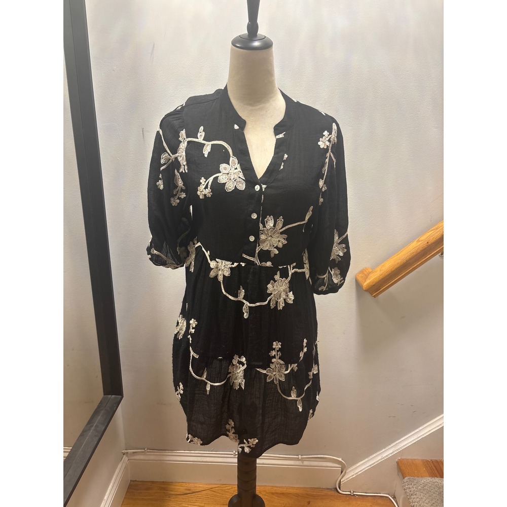 Fig & Flower Mini Dress Womens M Black Floral Embroidered Boho Tiered
